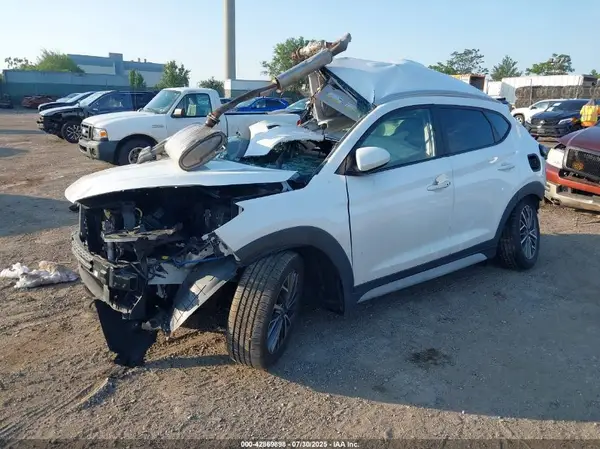 KM8J3CAL9LU144547 2020 HYUNDAI TUCSON - Image 2