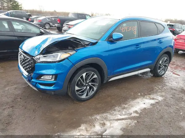 KM8J3CAL9LU171327 2020 HYUNDAI TUCSON - Image 2
