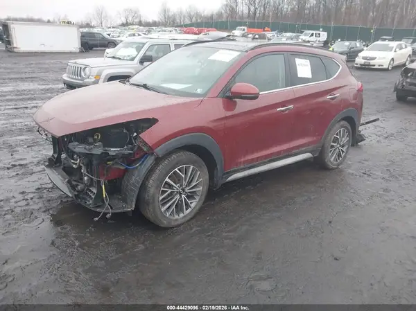KM8J3CAL9LU268429 2020 HYUNDAI TUCSON - Image 2