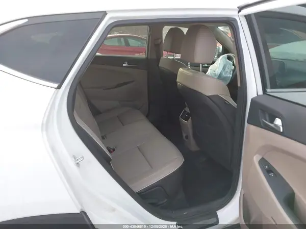 KM8J3CAL9MU298158 2021 HYUNDAI TUCSON - Image 8