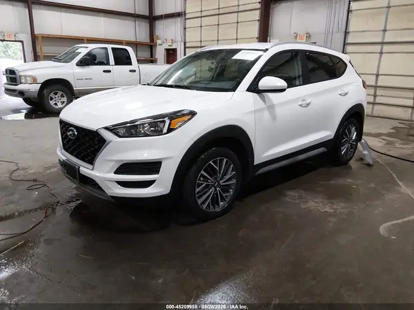 KM8J3CAL9MU314665 2021 HYUNDAI TUCSON - Image 2