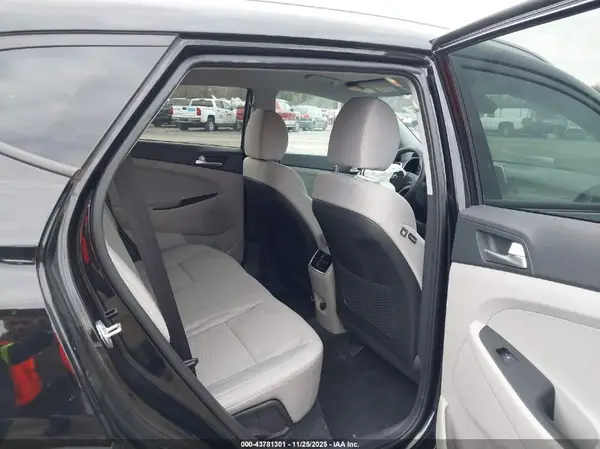 KM8J3CAL9MU367432 2021 HYUNDAI TUCSON - Image 8