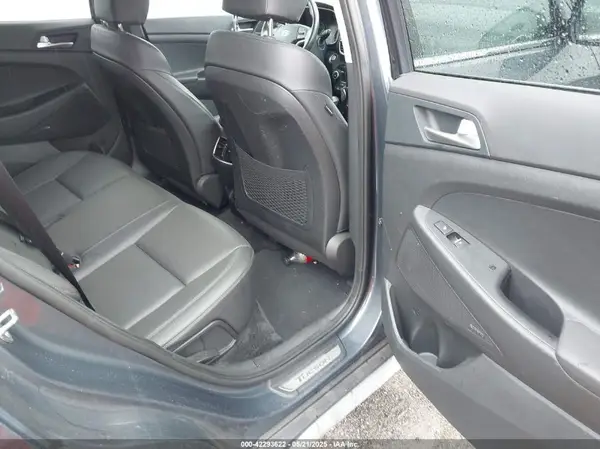 KM8J3CAL9MU380388 2021 HYUNDAI TUCSON - Image 8