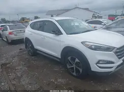 KM8J3CALXJU741025 2018 HYUNDAI TUCSON