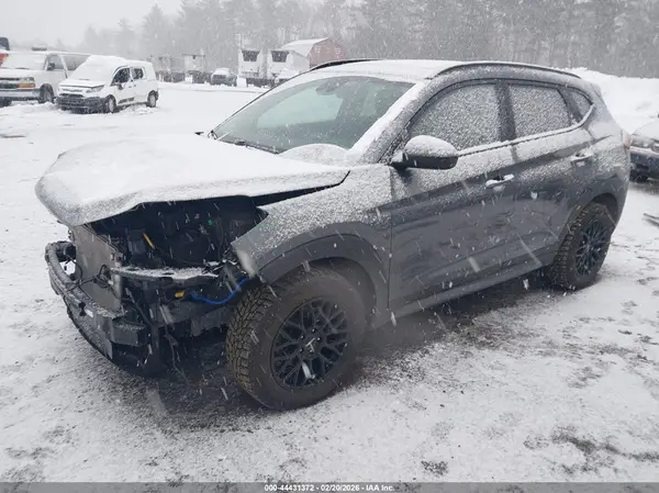 KM8J3CALXKU008524 2019 HYUNDAI TUCSON - Image 2