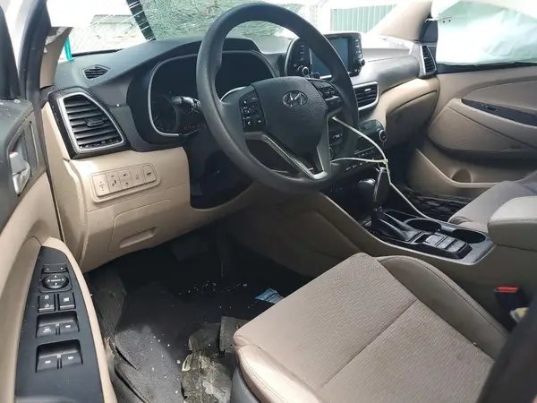 KM8J3CALXKU848979 2019 HYUNDAI TUCSON - Image 8