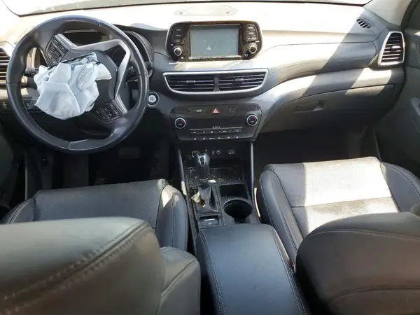 KM8J3CALXKU855186 2019 HYUNDAI TUCSON - Image 8