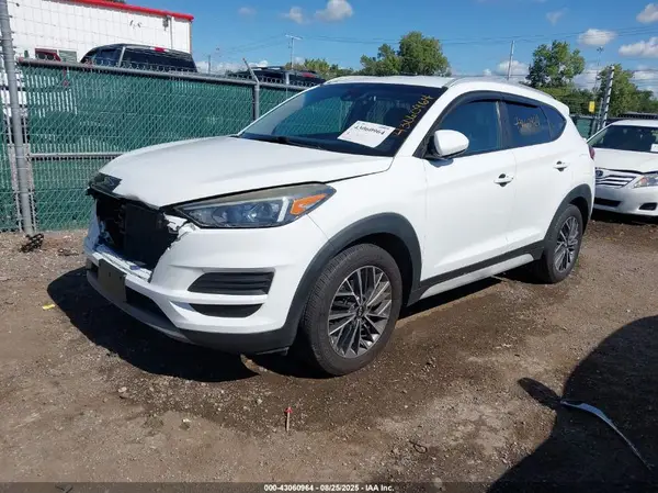 KM8J3CALXKU880413 2019 HYUNDAI TUCSON - Image 2