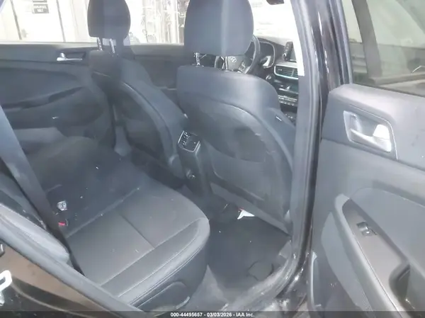 KM8J3CALXKU929951 2019 HYUNDAI TUCSON - Image 8