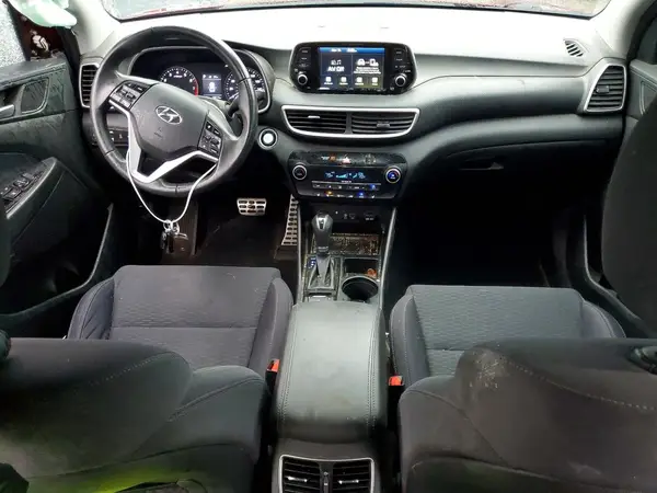 KM8J3CALXKU943980 2019 HYUNDAI TUCSON - Image 8