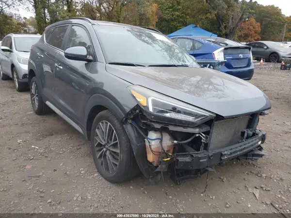 KM8J3CALXKU980947 2019 HYUNDAI TUCSON - Image 1