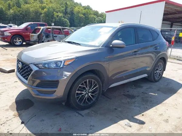 KM8J3CALXLU083435 2020 HYUNDAI TUCSON - Image 2