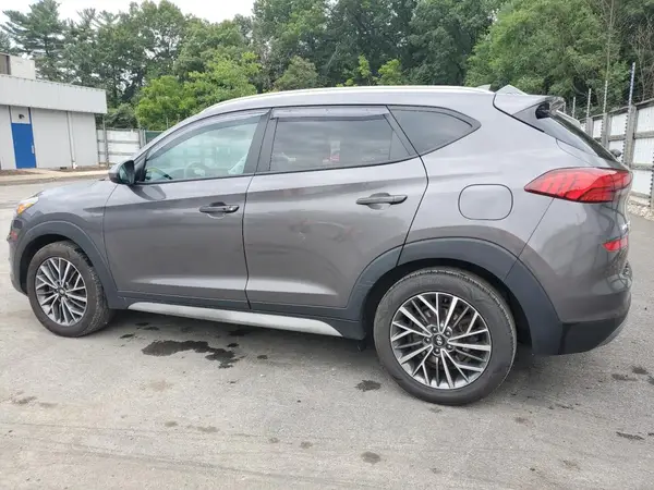 KM8J3CALXLU115316 2020 HYUNDAI TUCSON - Image 2