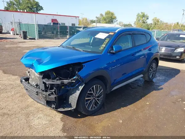 KM8J3CALXLU172745 2020 HYUNDAI TUCSON - Image 2