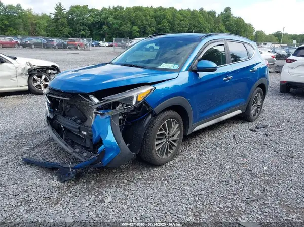 KM8J3CALXLU193031 2020 HYUNDAI TUCSON - Image 2