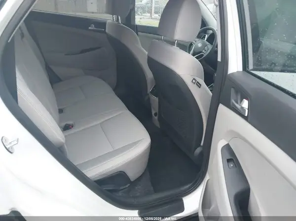 KM8J3CALXLU203539 2020 HYUNDAI TUCSON - Image 8