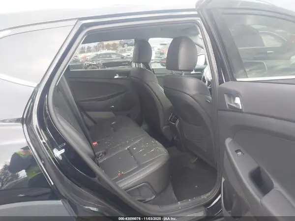 KM8J3CALXLU260954 2020 HYUNDAI TUCSON - Image 8