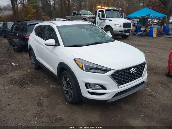 KM8J3CALXLU265894 2020 HYUNDAI TUCSON - Image 1