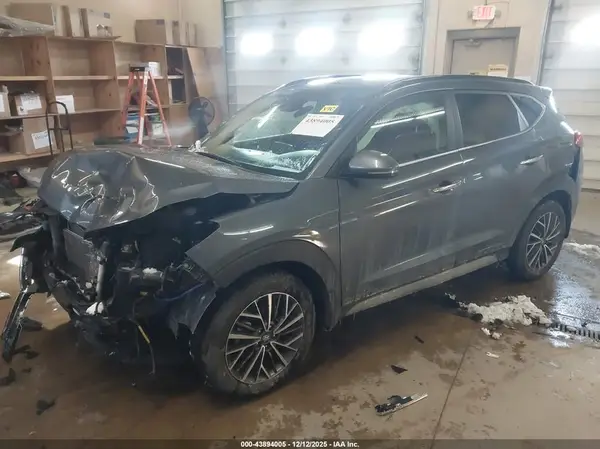 KM8J3CALXMU285192 2021 HYUNDAI TUCSON - Image 2
