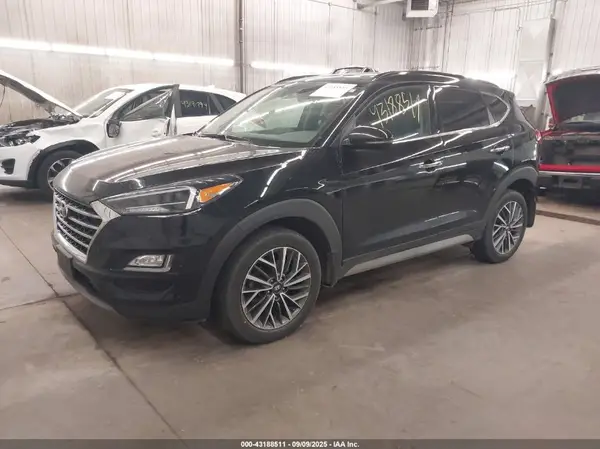 KM8J3CALXMU323410 2021 HYUNDAI TUCSON - Image 2