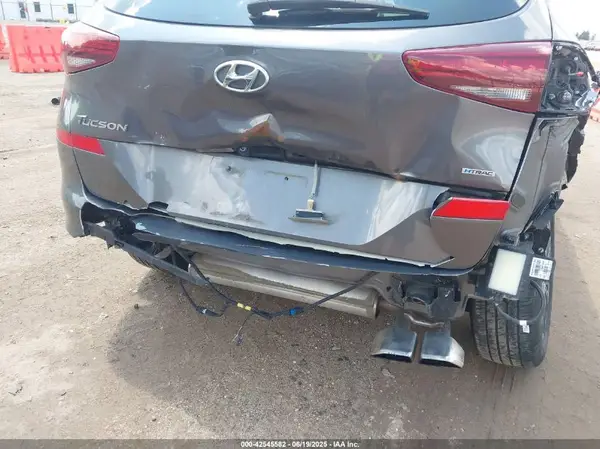 2021 HYUNDAI TUCSON auction photo 6
