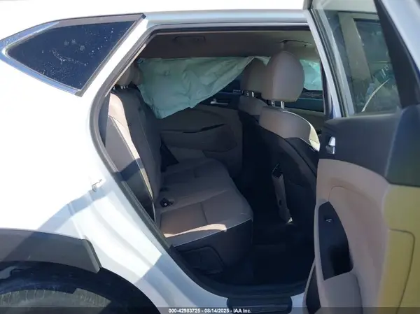 KM8J3CALXMU365852 2021 HYUNDAI TUCSON - Image 8