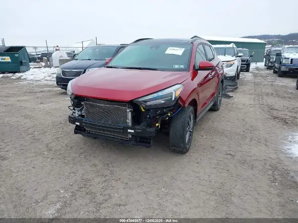 KM8J3CALXMU370937 2021 HYUNDAI TUCSON - Image 2