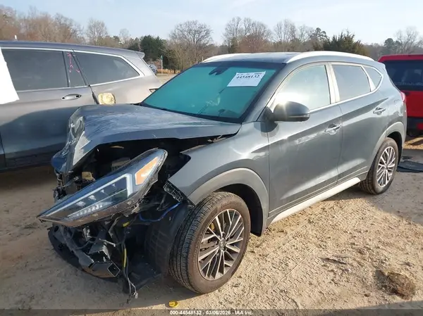 KM8J3CALXMU380447 2021 HYUNDAI TUCSON - Image 2