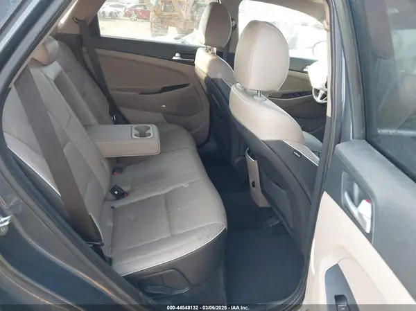 KM8J3CALXMU380447 2021 HYUNDAI TUCSON - Image 8