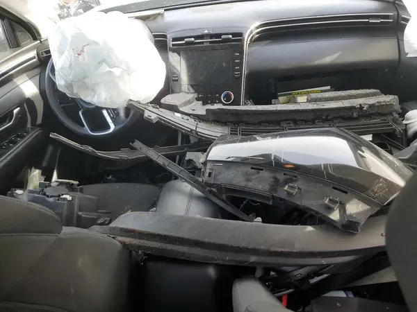 KM8JACAE9NU019879 2022 HYUNDAI TUCSON - Image 8