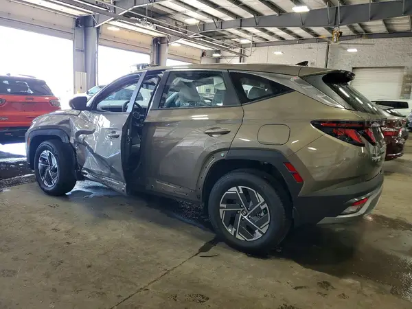 KM8JADD16TU450868 2026 HYUNDAI TUCSON - Image 2