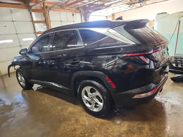 KM8JB3AE1NU018321 2022 HYUNDAI TUCSON - Image 2