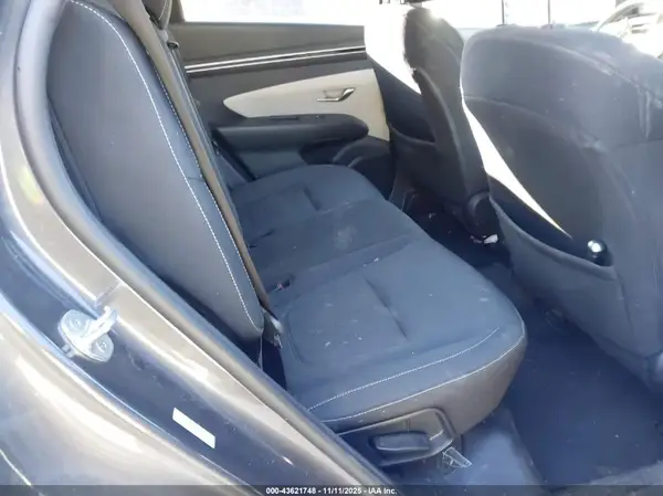 KM8JB3AE1NU024006 2022 HYUNDAI TUCSON - Image 8