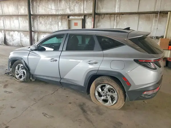 KM8JB3AE1NU076655 2022 HYUNDAI TUCSON - Image 2
