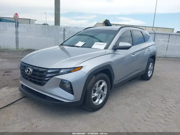 KM8JB3AE1NU080043 2022 HYUNDAI TUCSON - Image 2