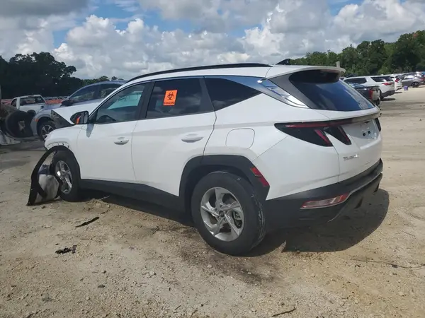 KM8JB3AE2NU044734 2022 HYUNDAI TUCSON - Image 2