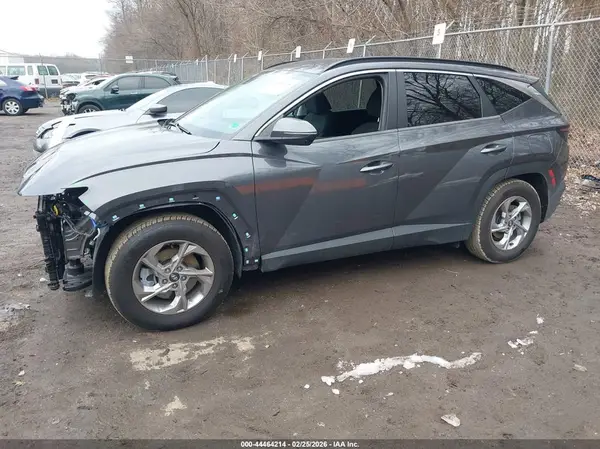 KM8JB3AE2NU053790 2022 HYUNDAI TUCSON - Image 2