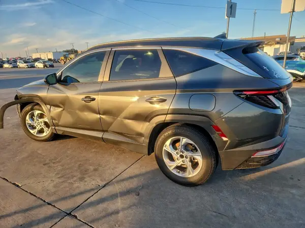 KM8JB3AE4NU020502 2022 HYUNDAI TUCSON - Image 2
