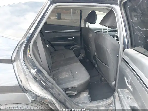 KM8JB3AE5NU033873 2022 HYUNDAI TUCSON - Image 8