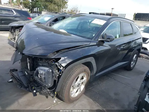 KM8JB3AE6NU021344 2022 HYUNDAI TUCSON - Image 2