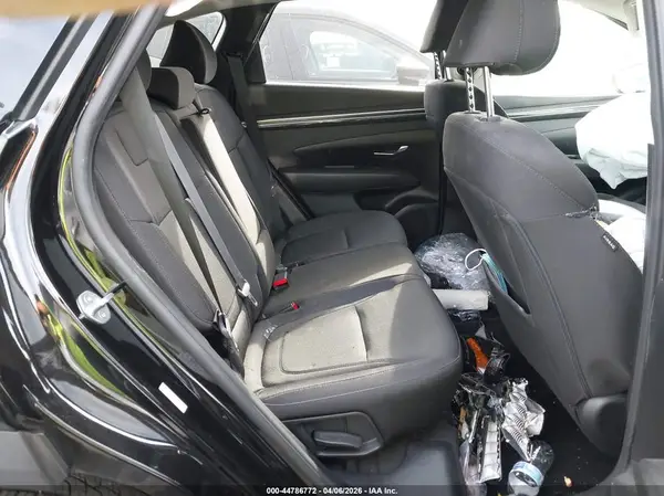 KM8JB3AE6NU021344 2022 HYUNDAI TUCSON - Image 8