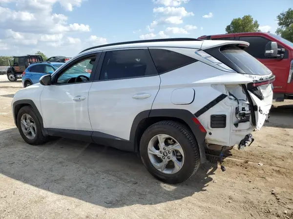 KM8JB3AE6NU066316 2022 HYUNDAI TUCSON - Image 2
