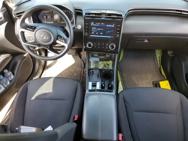 KM8JB3AE6NU070656 2022 HYUNDAI TUCSON - Image 8