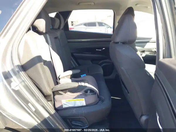 KM8JB3AE6PU263392 2023 HYUNDAI TUCSON - Image 8