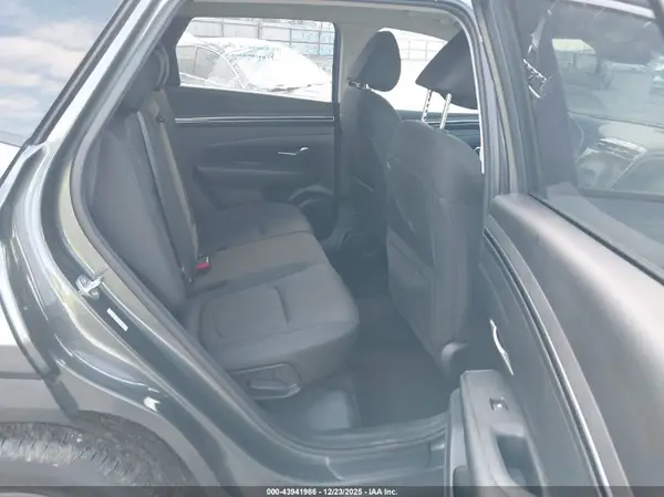 KM8JB3AE8PU244360 2023 HYUNDAI TUCSON - Image 8