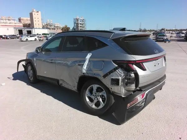 KM8JB3AE9NU034282 2022 HYUNDAI TUCSON - Image 2