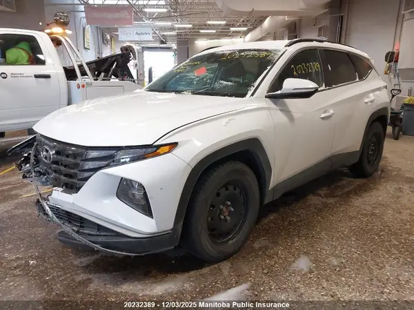 KM8JB3AE9NU101205 2022 HYUNDAI TUCSON - Image 2