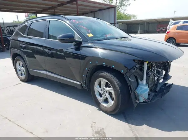 KM8JB3AEXNU091087 2022 HYUNDAI TUCSON - Image 1