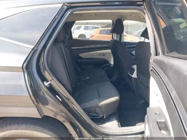 KM8JB3AEXNU091087 2022 HYUNDAI TUCSON - Image 8
