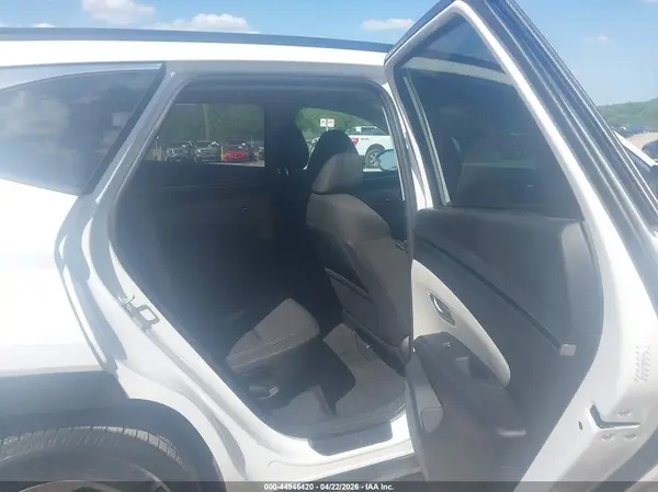 KM8JB3DE8RU272710 2024 HYUNDAI TUCSON - Image 8